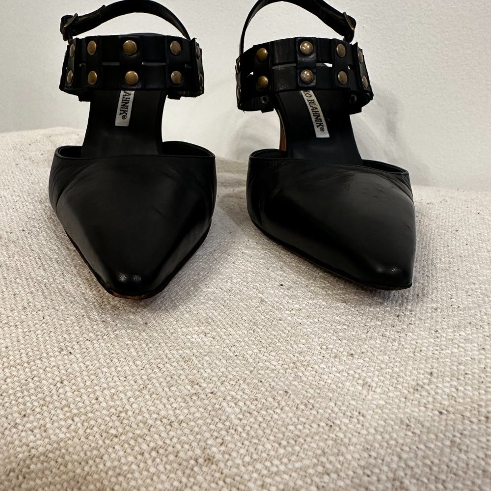 Manolo Blahnik Black Leather Slingback - Picture 3 of 8
